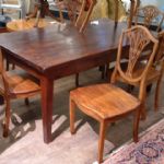312 4201 DINING TABLE